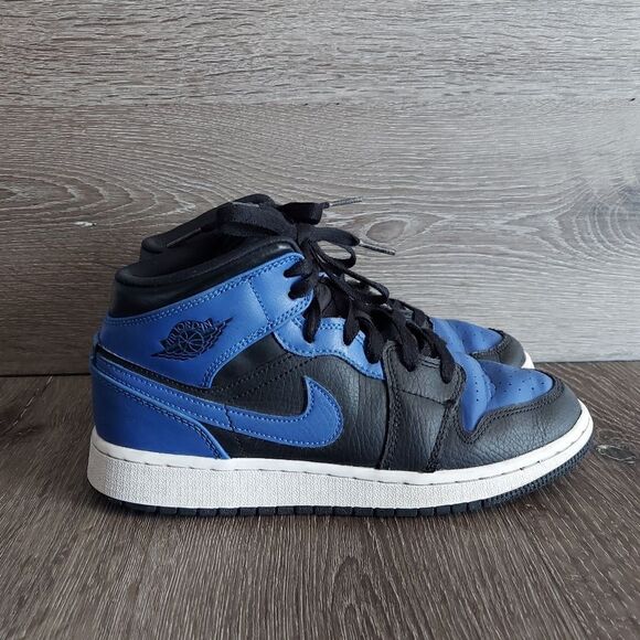 AIR JORDAN 1 MID GS 'BLACK HYPER ROYAL 4.5Y